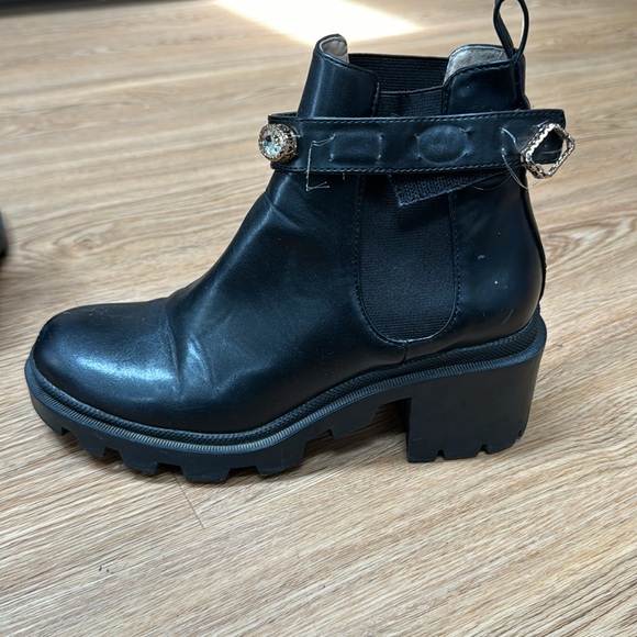 Steve Madden Amulet Boot - Picture 4 of 7